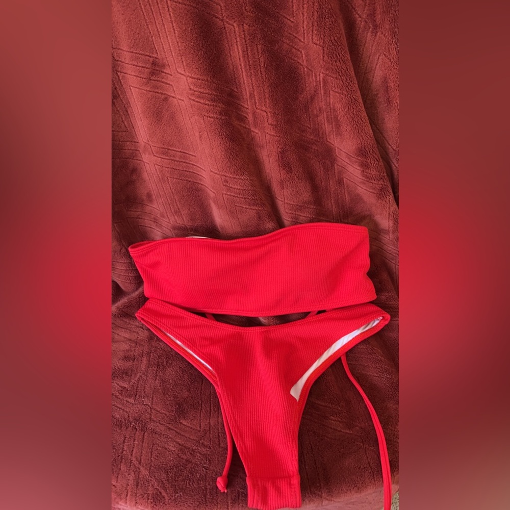 Bikini - strapless with thong bottom